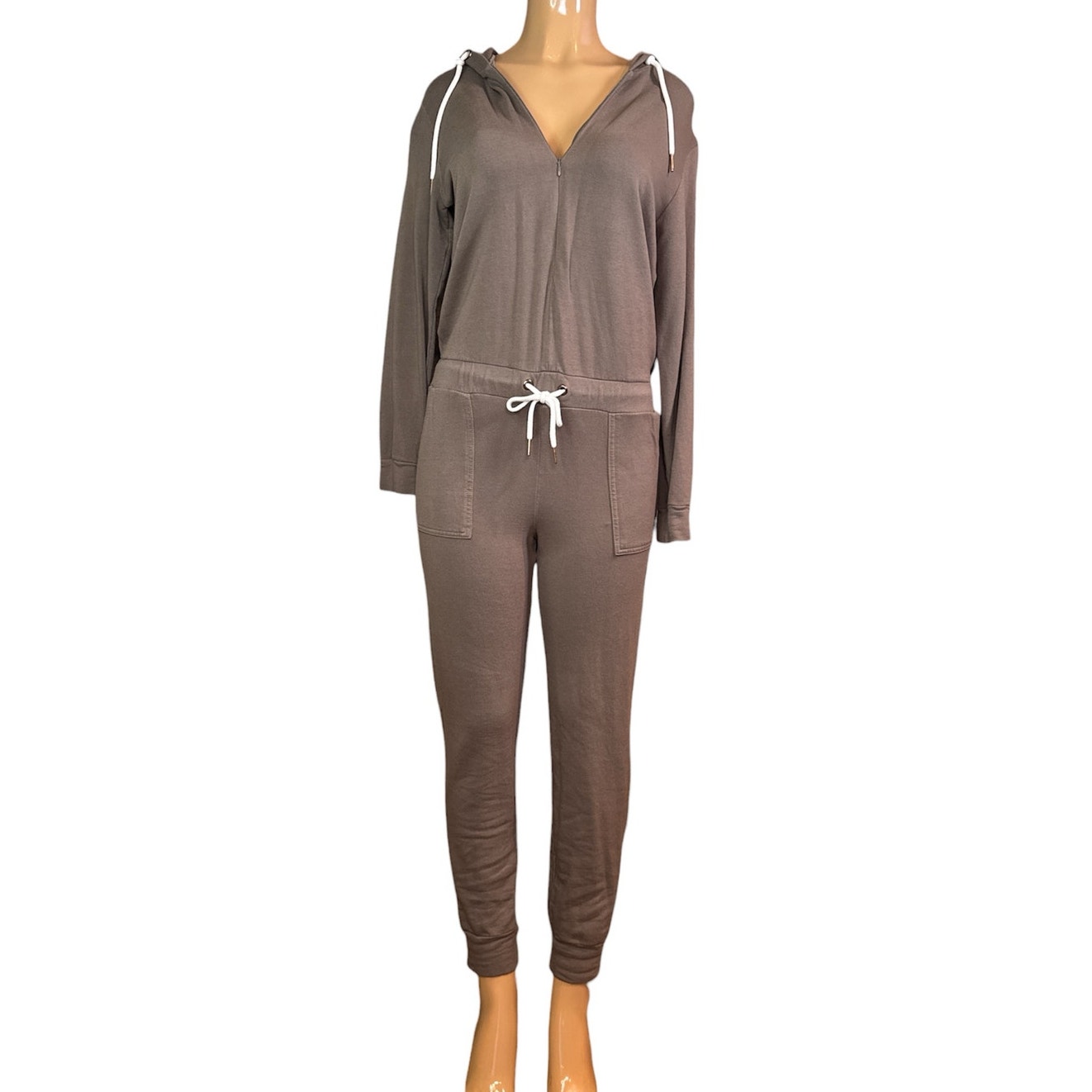 Monrow Supersoft Fleece Hooded Jumpsuit Long Sleeve Taupe Size Medium